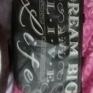 Meet your Posher, Emmanuel