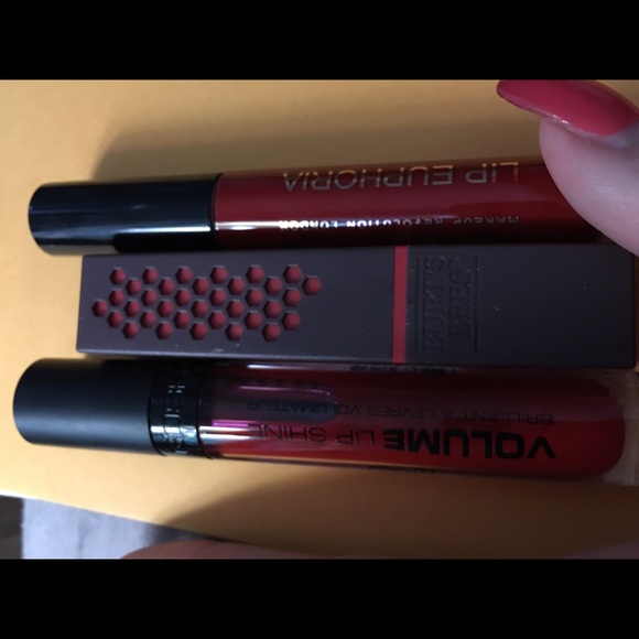 Miscellaneous Lipstick Bundle  **FREE GIFT**