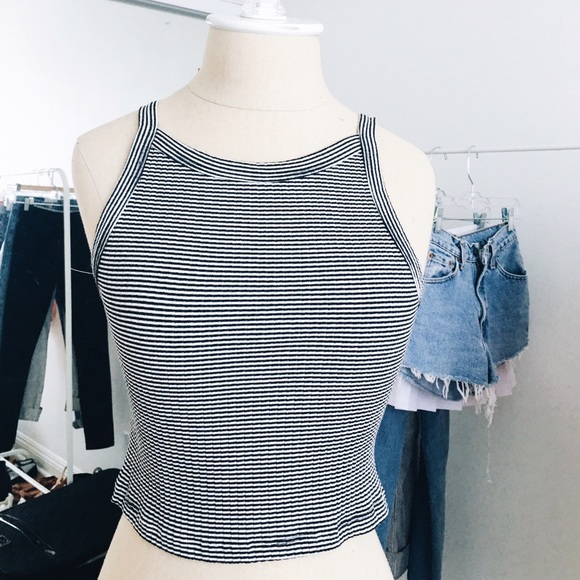 Black and white striped crop top - Picture 1 of 2