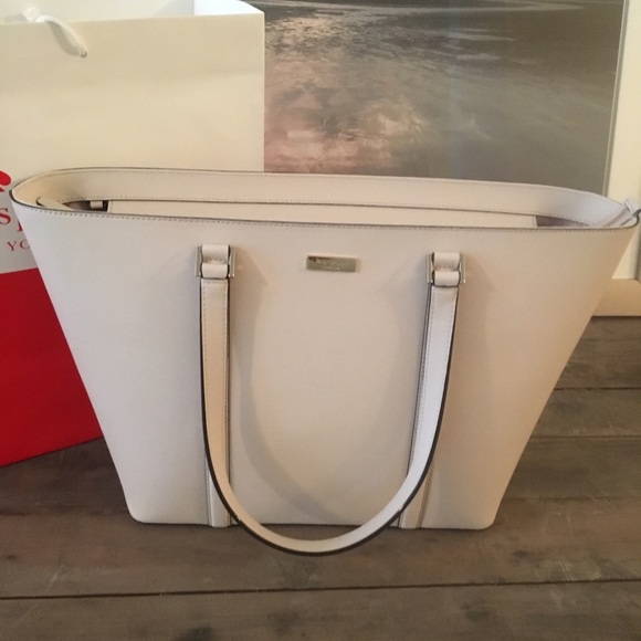 Flash Sale! Kate Spade Dally Newbury Lane tote - Picture 2 of 4