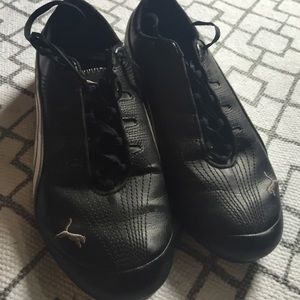 Vintage Puma Tennis Shoes