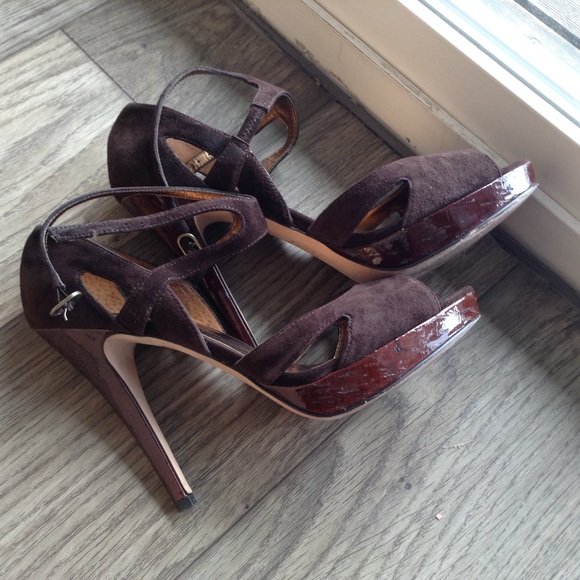 Shoes - Picture 3 of 3