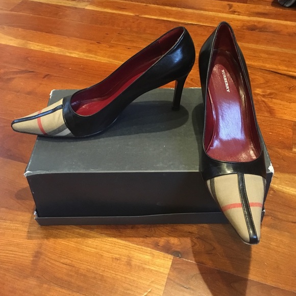 Burberry Shoes - Burberry Black leather classic check heels