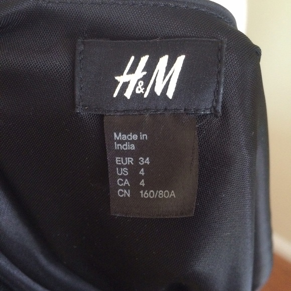 H&M Ruffle Dress - Picture 4 of 4