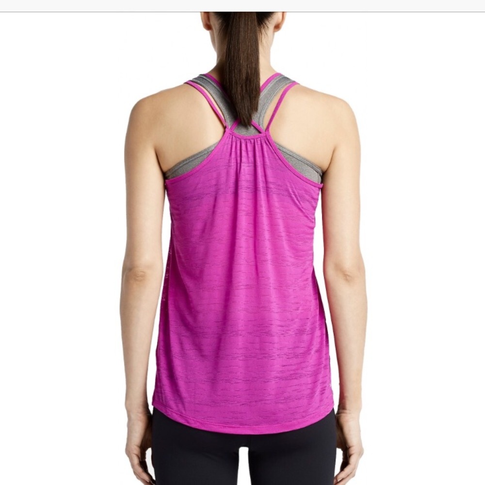Nike Dri-Fit Top 🌸 - Picture 3 of 3