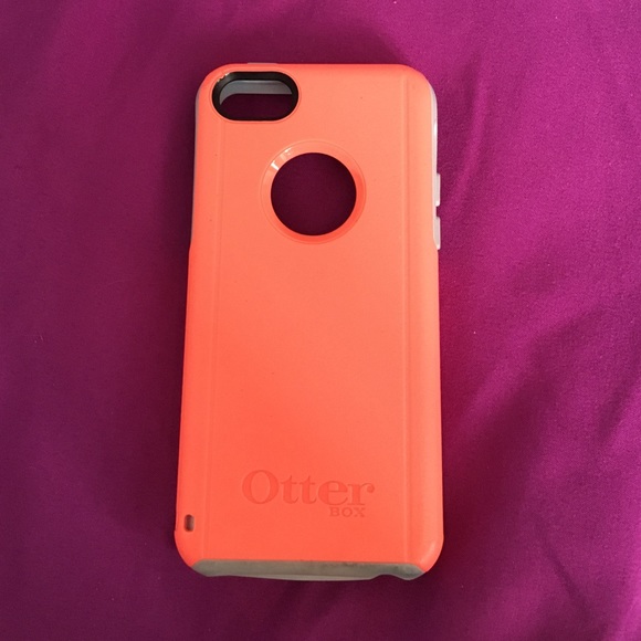 iPhone 5c Otter Box commuter case
