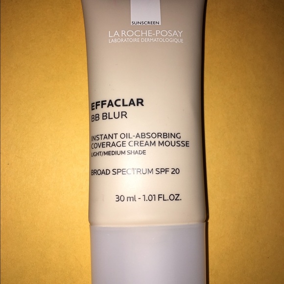 Effaclar BB Blur  **FREE GIFT**