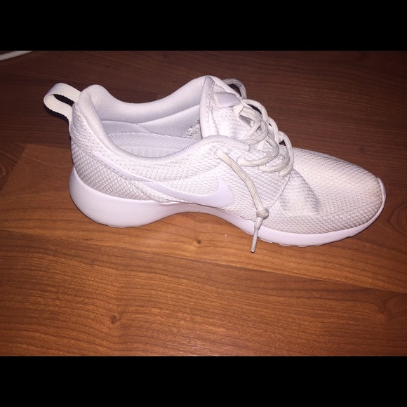 Brand new roshe runs