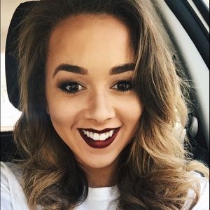 Meet your Posher, Tessa