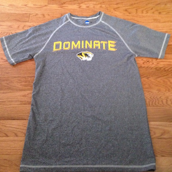 NCAA cute top