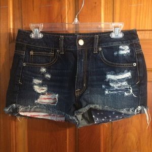 High-waisted Shorts with Stars & Stripes Pockets