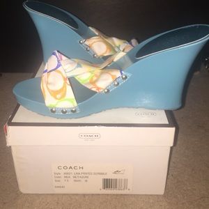 7.5 Coach printed signature scribble sandal