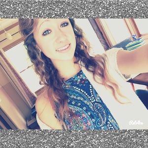 Meet your Posher, Vanessa