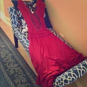 🎉SALE🎉Pretty Double V  Dress by BCBGMaxazria