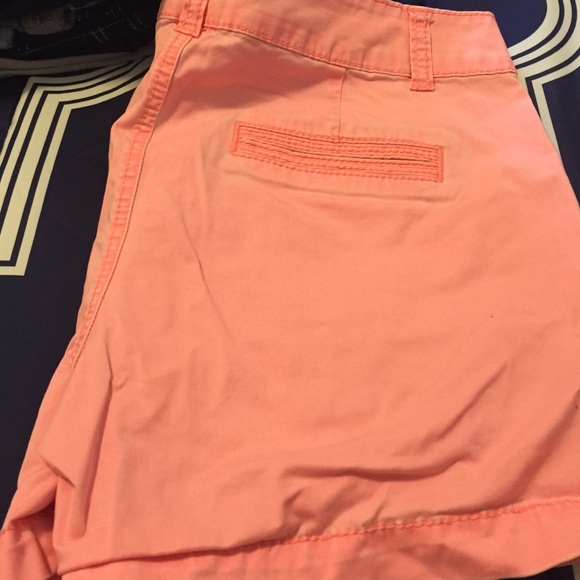 Women's size 9/10 Maurice's shorts - Picture 3 of 4