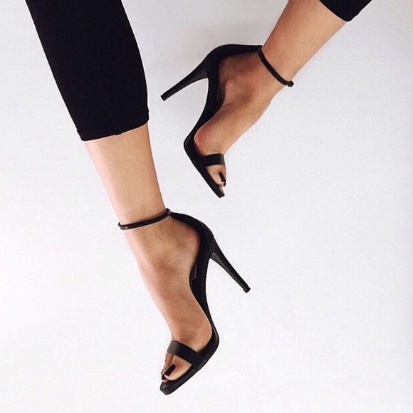 Steve Madden Shoes - Steve Madden Black Stecy Heel/Sandal