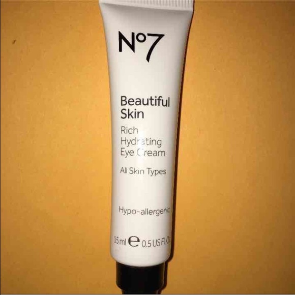No7 Eye Cream  **FREE GIFT**