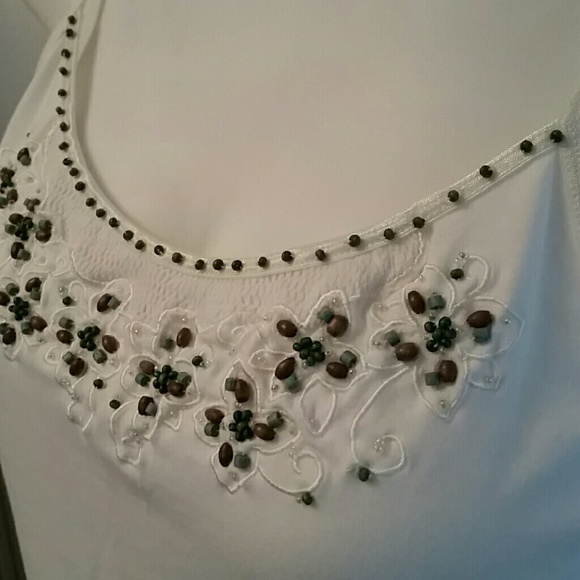 White cami - Picture 3 of 4