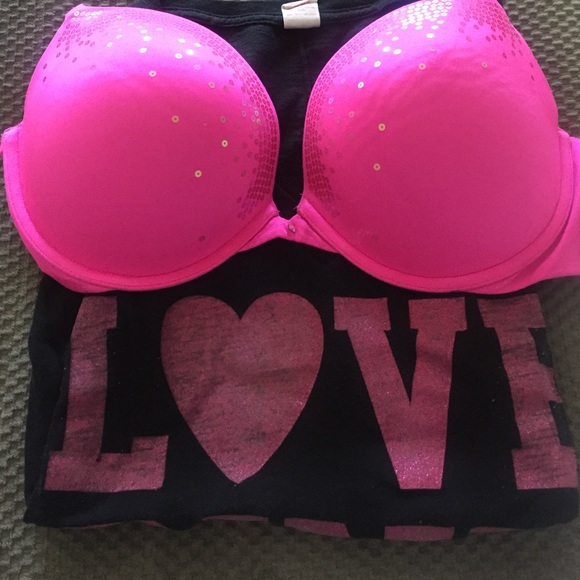 VS Bra & T shirt bundle ( Reserved‼️‼️‼️)