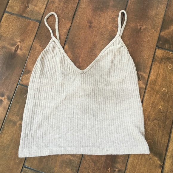 Brandy Melville crop top