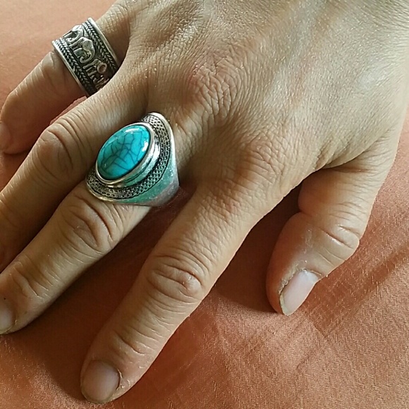 Duo Ring Set - Picture 2 of 2
