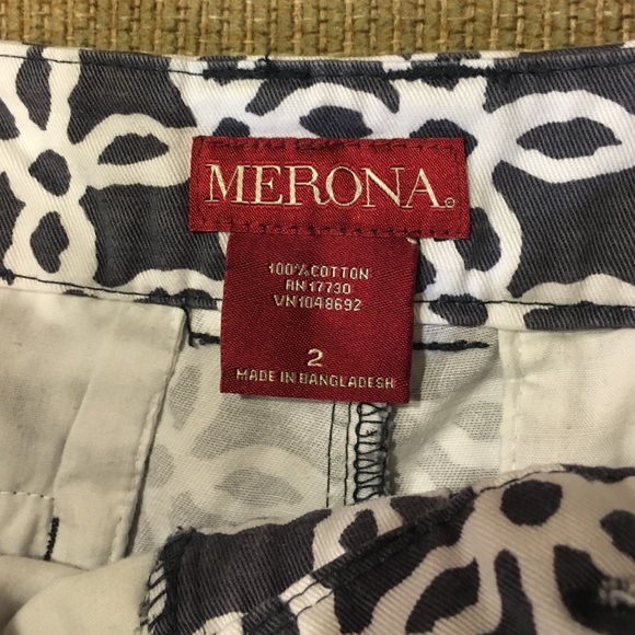 Patterned shorts - Picture 3 of 4