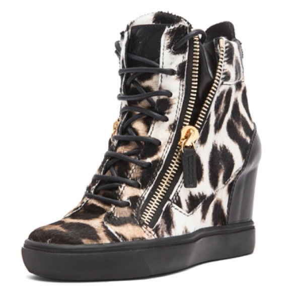 giuseppe zanotti animal print wedges