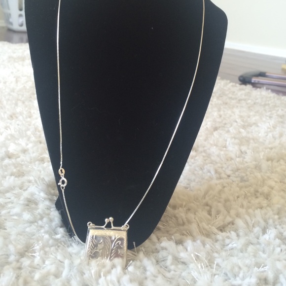 Jewelry - NWT Sterling silver purse necklace 24"