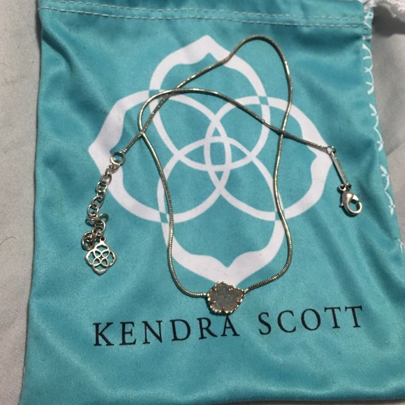 Kendra Scott Mara Pendant