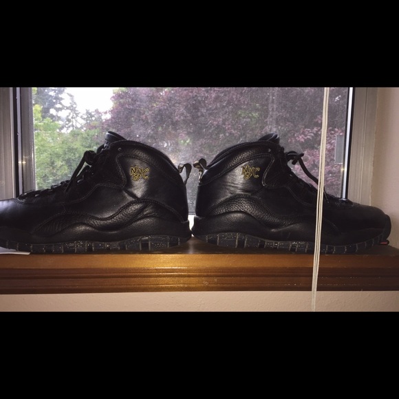 JORDAN NYC 10's