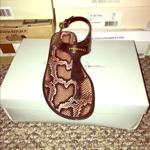 Michael Kors flat Sandal