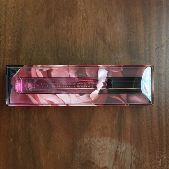 Victoria's Secret rose violet perfume