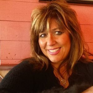 Meet your Posher, Christine