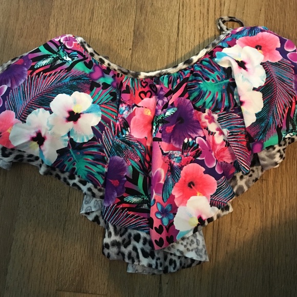 Floral/ leopard swim top!!