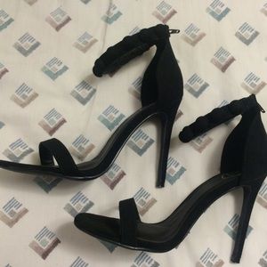 MISSGUIDED HEELS. Worn once.