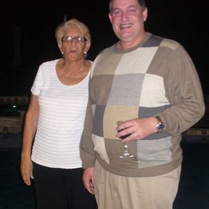 Meet your Posher, Flora