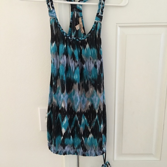 Multi color tank