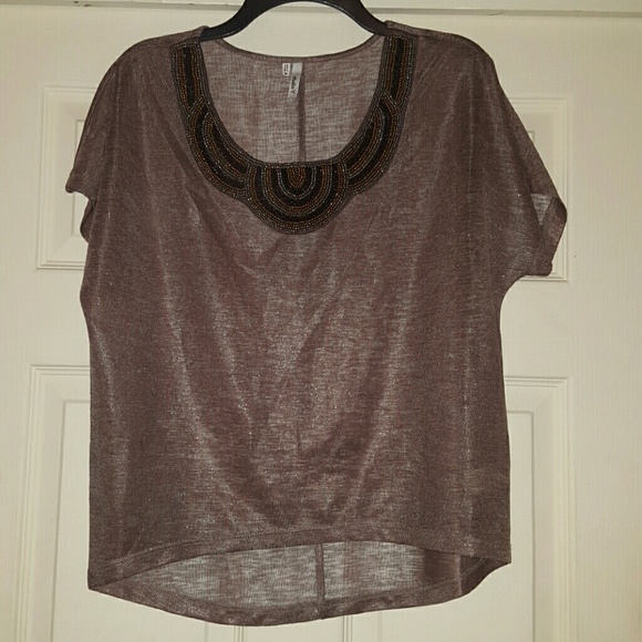 Short sleeve semi-sheer top