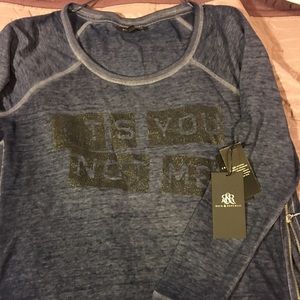 Rock n Republic knit long sleeve top.