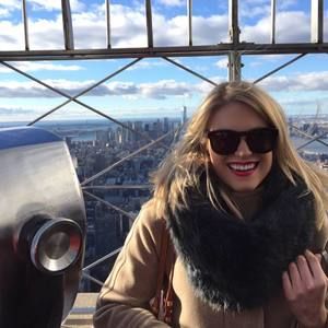 Meet your Posher, Laura