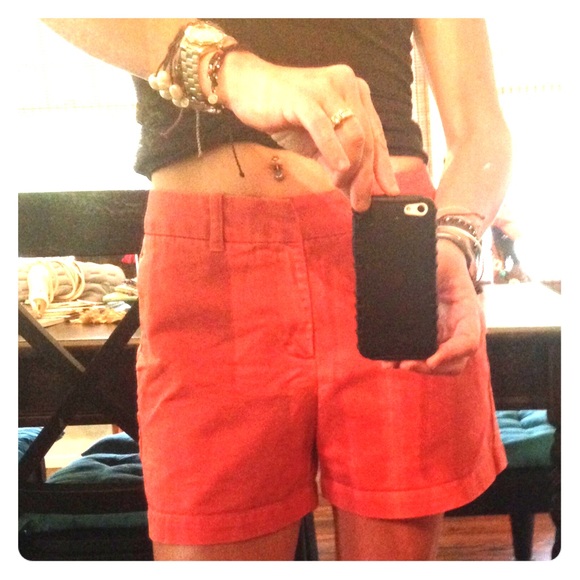 Size 2 Coral Color Gap Shorts