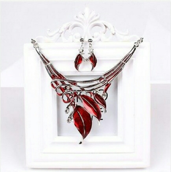 Gorgeous enamel red leaf choker earring set NIP - Picture 3 of 3