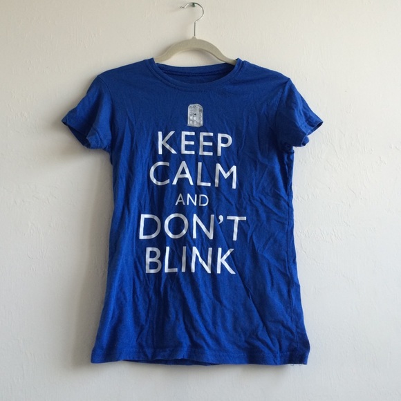 Blue doctor who themed top - Picture 1 of 3