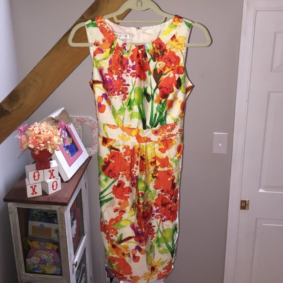 Adorable Floral Evan Picone Dress!