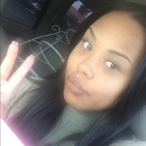 Meet your Posher, Leilani