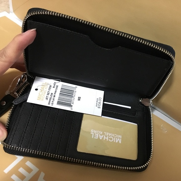 🍧Michael Kors wristlet/wallet black - Picture 2 of 2