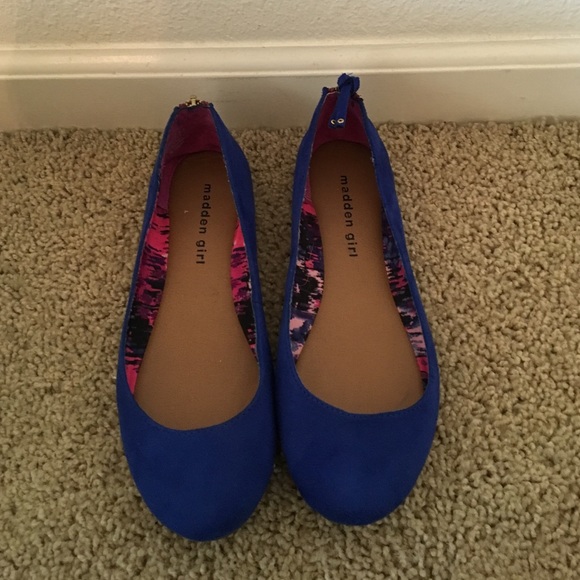 Pre loved Blue madden girl flats