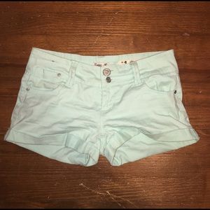 Semi high waisted shorts