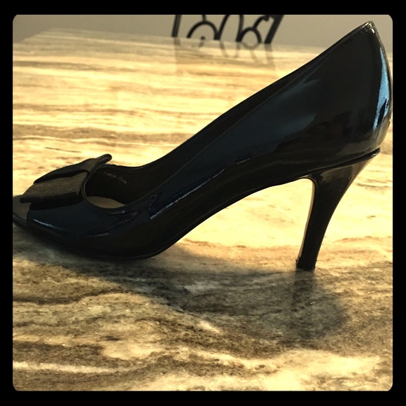Kate Spade peep toe bow heels