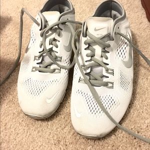 Nike Women's Free Trainer 5.0 Running Shoe